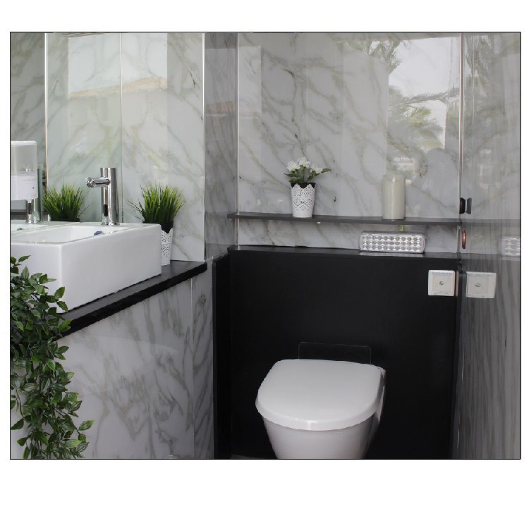 שירותים ניידים מפוארים כולל ניקיון