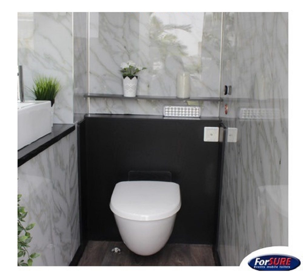 חוויה מדהימה, הקרונות שירותים ניידים מפוארים של חברת “פורשור”